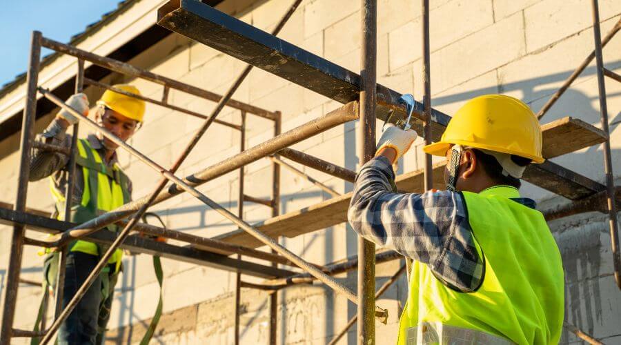 Professional fairlawn roofing services in Maxatawny, PA